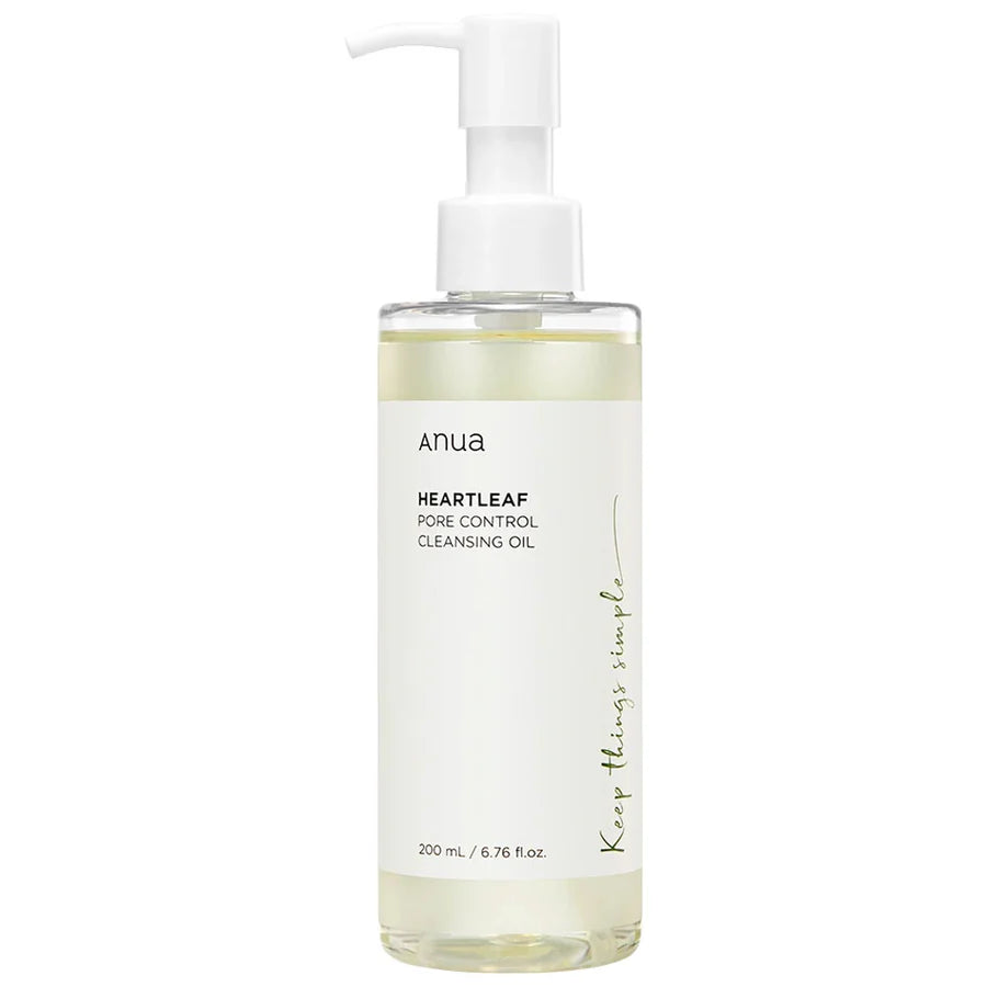 Anua heartleaf cleansing oil in a clear pump bottle for pore control and gentle skin cleansing