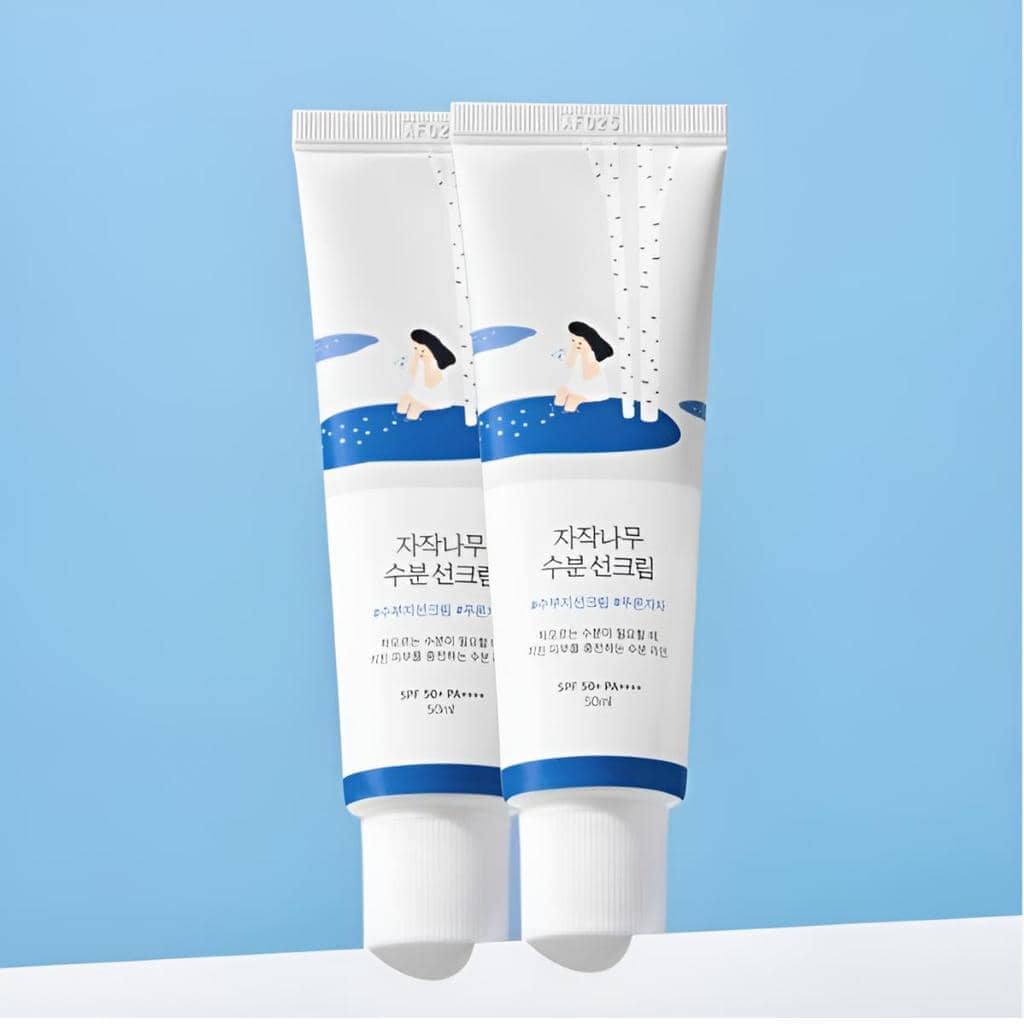 Zuzu Aura moisturizing cream with sunscreen in a sleek tube for effective sun protection